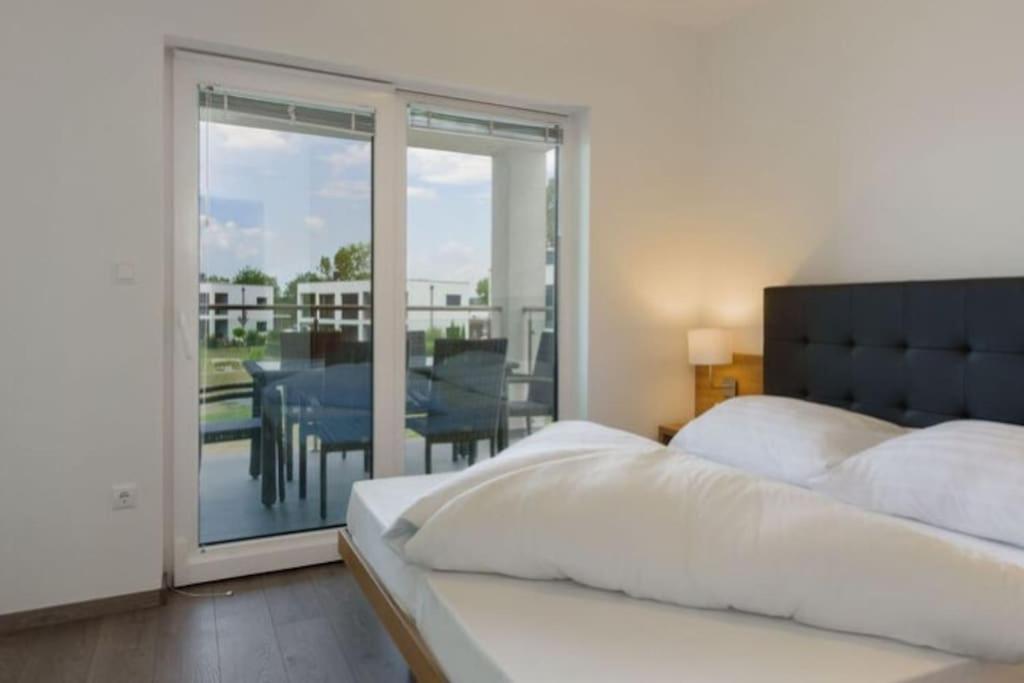 Luxus Appartement Am Golfplatz Und Therme Lutzmannsburg Zsira Ngoại thất bức ảnh